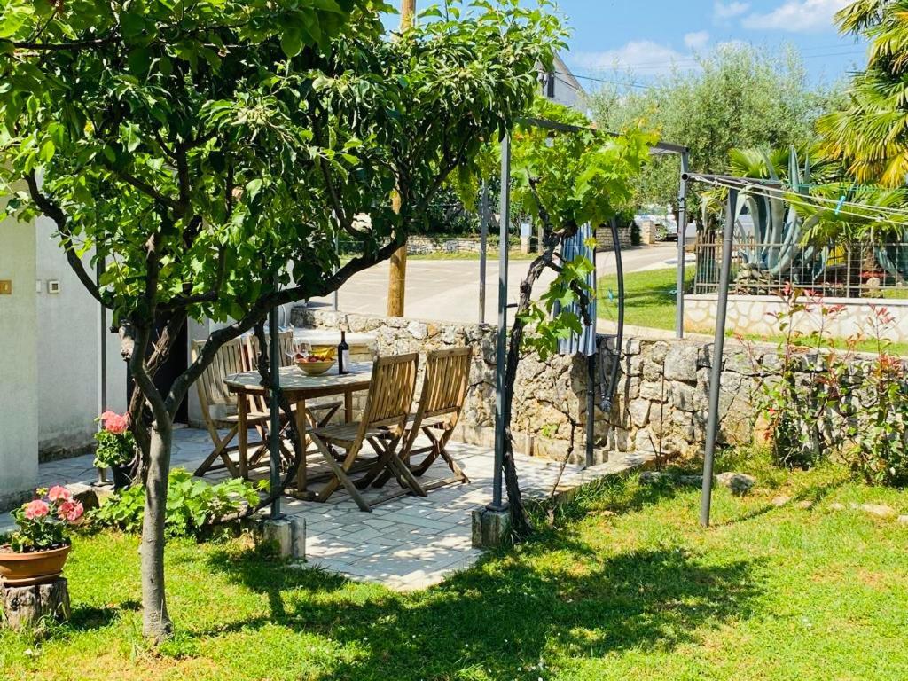 Apartmani Ana Borovac Funtana Εξωτερικό φωτογραφία