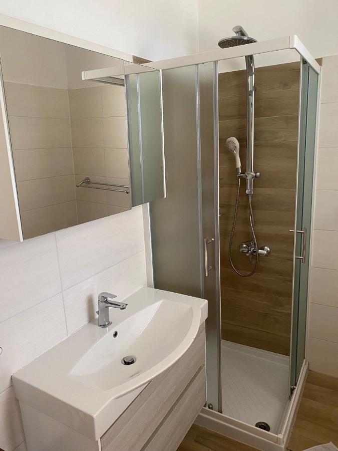 Apartmani Ana Borovac Funtana Εξωτερικό φωτογραφία