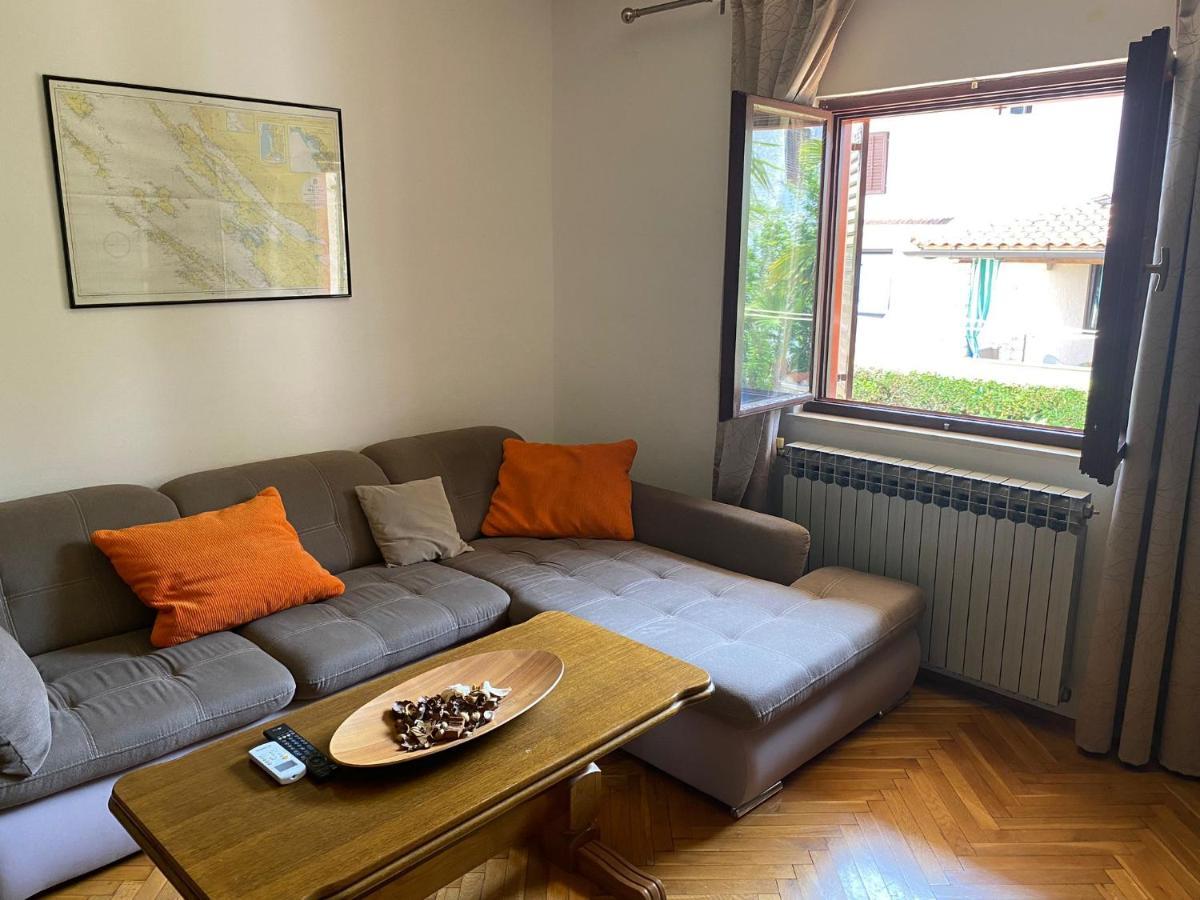 Apartmani Ana Borovac Funtana Εξωτερικό φωτογραφία